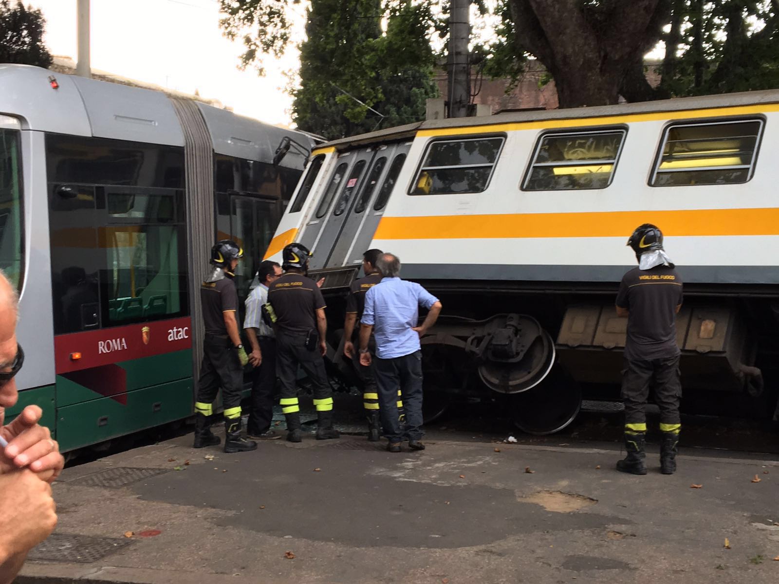 Roma,scontro tram-treno a Porta Maggiore: 5 feriti lievi