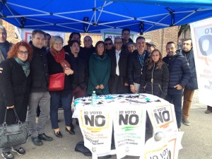 Foto scattata al gazebo di questa mattina a Milano