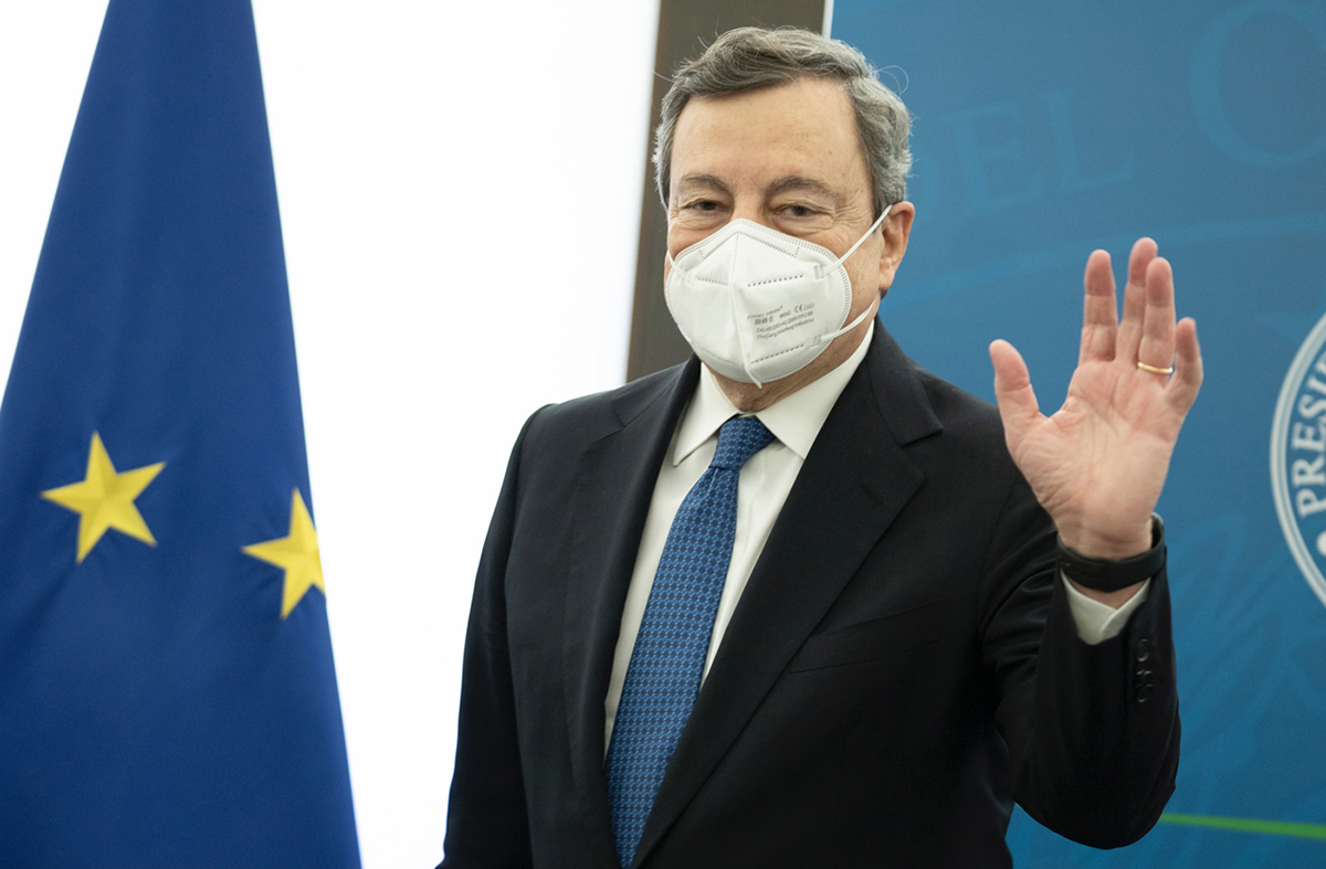 Coronavirus, il presidente del Consiglio Mario Draghi si è vaccinato