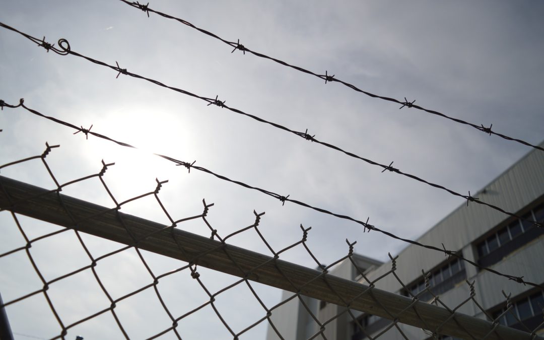 Frosinone, detenuto spara nel carcere: visita del capo del Dap