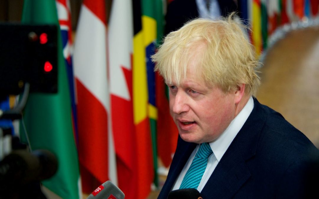 Regno Unito, Johnson si dimette da leader Tory