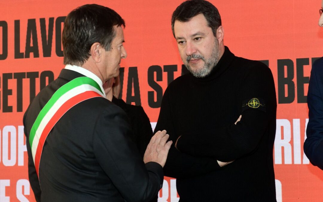 Salvini: «Il centrodestra non si spaccherà sul terzo mandato»