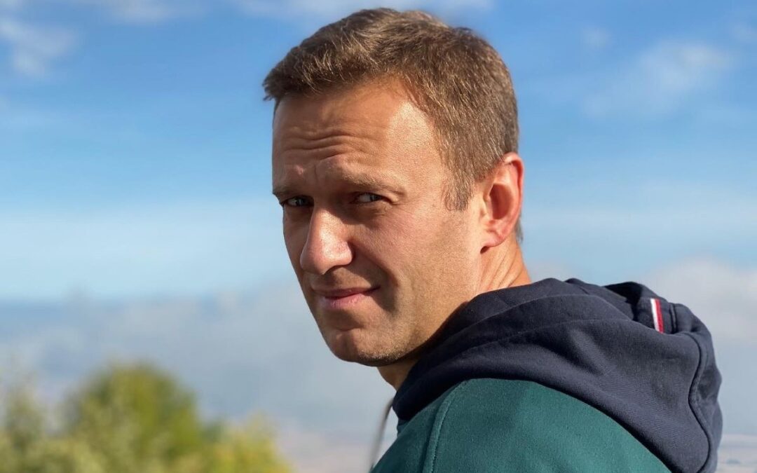 In migliaia per l’ultimo saluto a Navalny