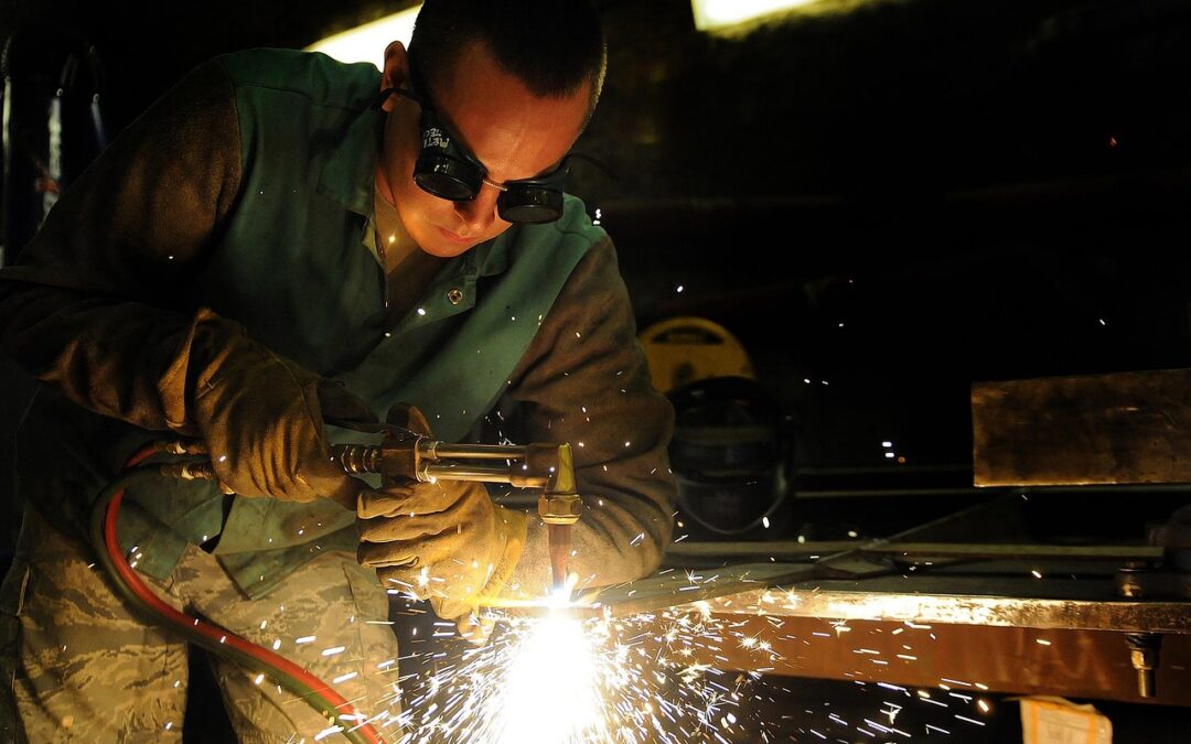 Produzione industriale in calo a maggio